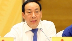 13 can bo dang vien bo chinh tri ban bi thu quan ly bi ky luat la ai
