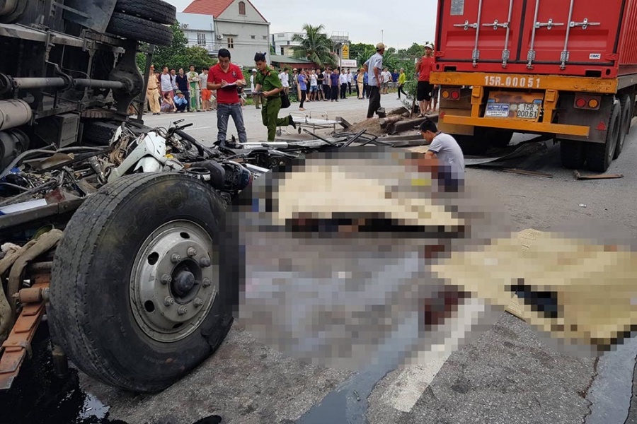 bo truong gtvt truc tiep xuong hien truong mot buoi sang xay ra 3 vu tai nan lam 9 nguoi thuong vong o hai duong