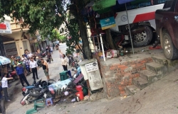 Vụ xe khách tông 5 người thương vong ở cầu Bãi Cháy: Xe mất phanh