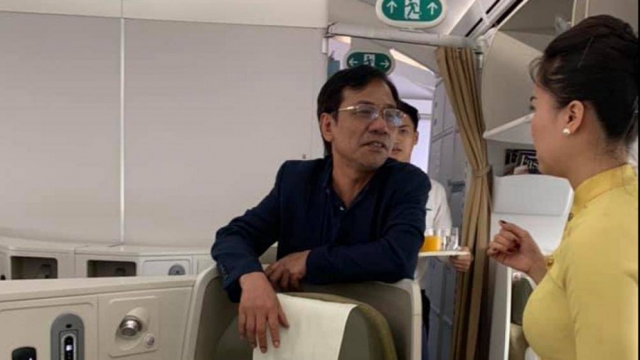vu dai gia bi to sam so tren may bay khong co camera tren tau bay
