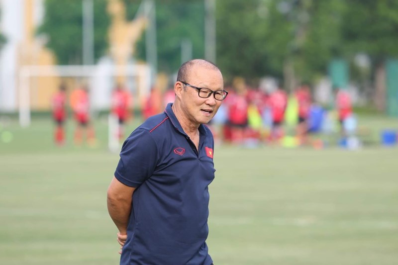 vi sao ong park lan thu ba goi martin lo len tuyen