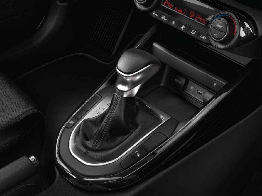 review xe kia cerato