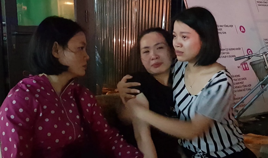 hoc sinh lop 1 bi bo quen tren xe truong thong bao bat tinh bac si khang dinh tu vong truoc khi vao vien