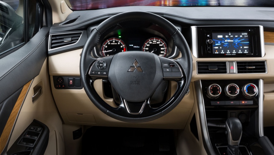 uu nhuoc diem cua xe mitsubishi xpander nguoi mua can biet