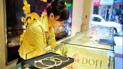 gia vang hom nay 158 quay dau tang nhe nhung van chua the cham dinh