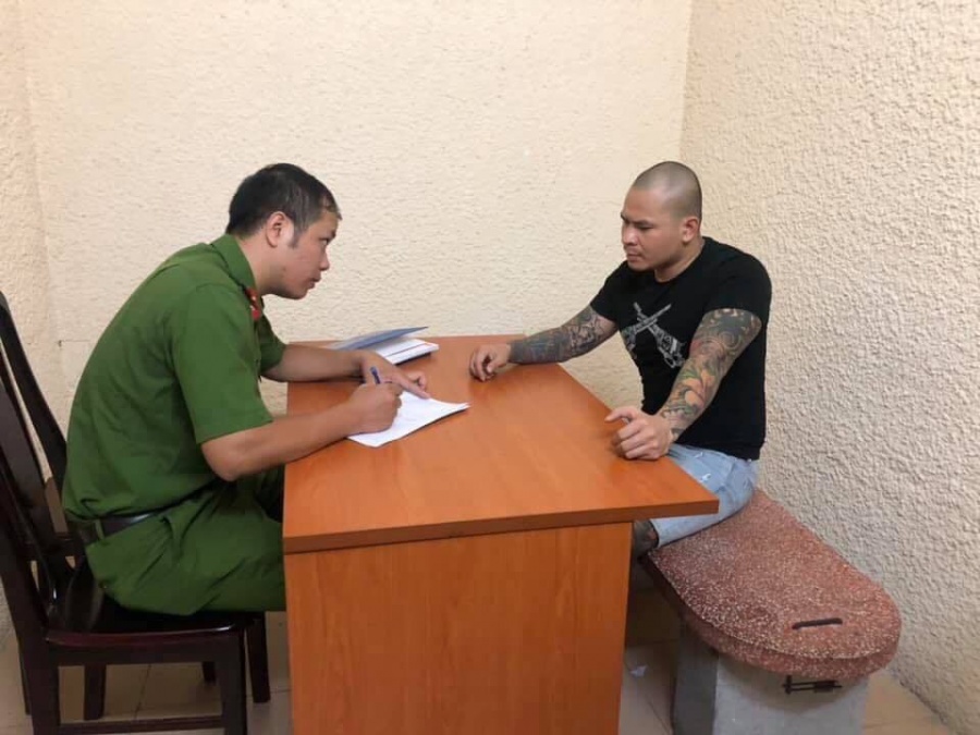 quang rambo va dong bon bi khoi to bat tam giam