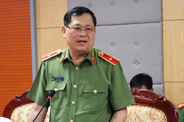 vu dung chuyen con 6 tuoi nghi bi xam hai co ruot ban hang online muon hot nhu kha banh