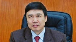 can bo ngan hang chiem doat hon 90 ty dong hau toa