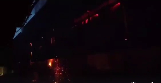 dang chay du doi tai cong ty phich nuoc rang dong