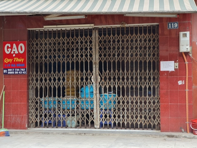 vu chay cong ty rang dong nguoi dan rao ban nha phu huynh muon con nghi hoc