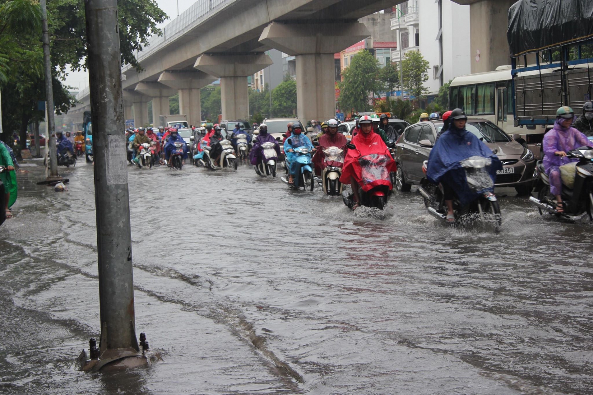 gio mua ve ha noi mua nhu trut nuoc