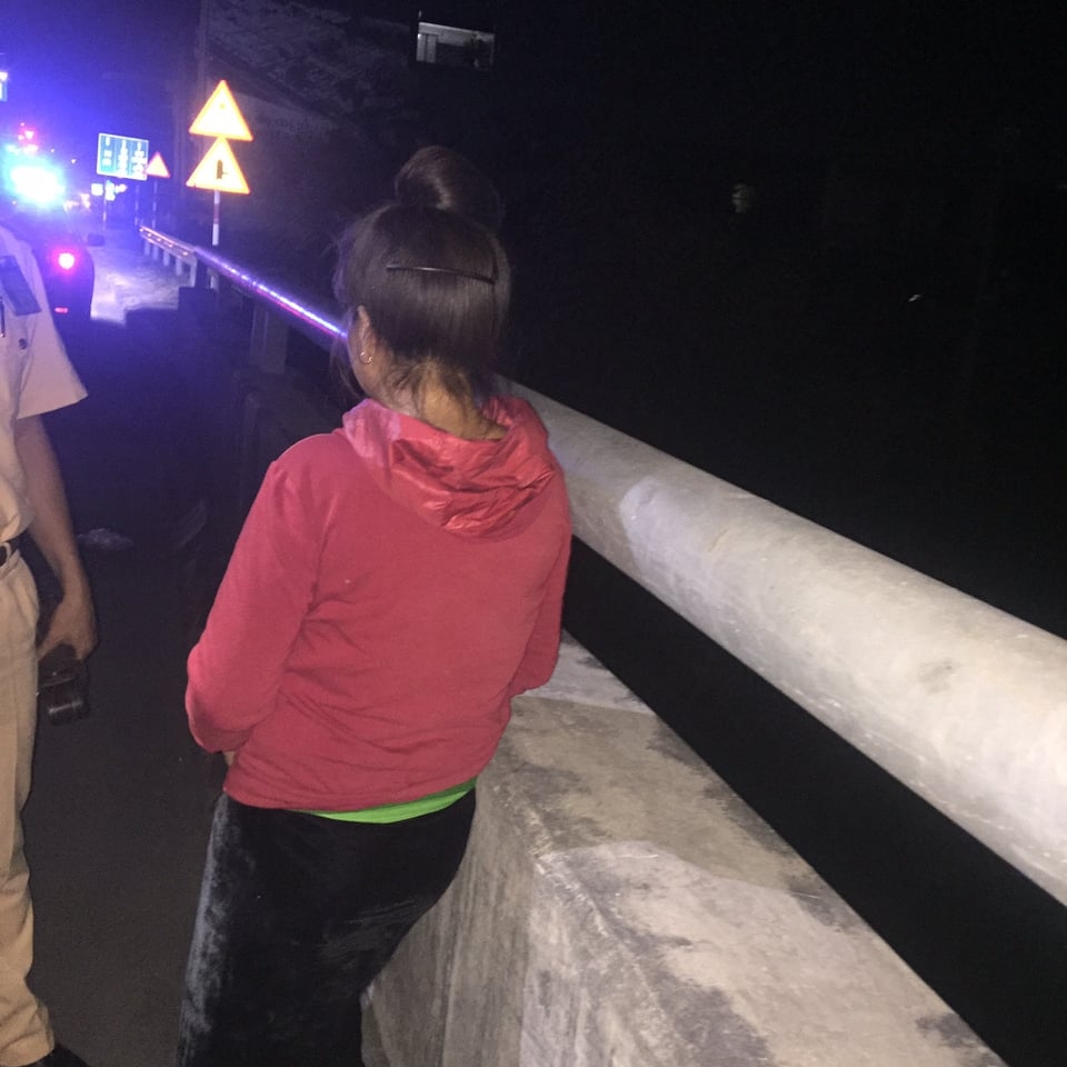 cuu nguoi phu nu nhay cau tu tu do bi cai thau no luong 3 thang