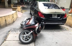 Người đi "xe nhái" Maybach không phải là lái xe của Bộ trưởng Tô Lâm
