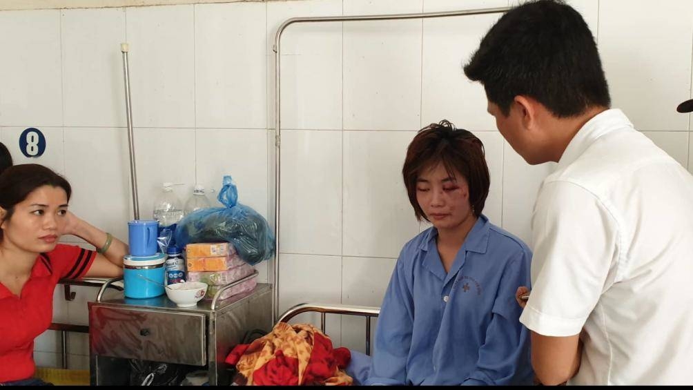 xac dinh danh tinh 4 thanh nien con do hanh hung nu nhan vien xe buyt