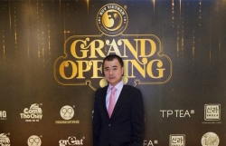 dien vien hai anh ong chu chuoi thoi trang sevenam la ai