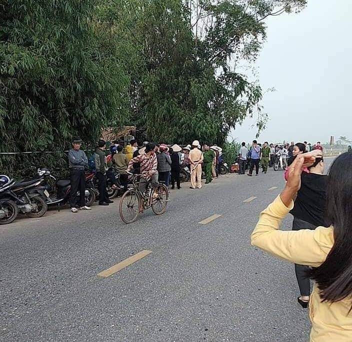 mau thuan gia dinh con trai no 4 phat sung ban bo tu vong