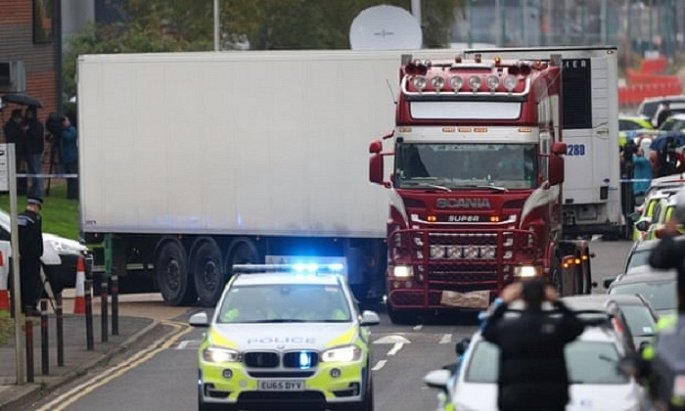 gia dinh tu tra chi phi 41 66 trieu dua 39 thi the o anh ve nuoc