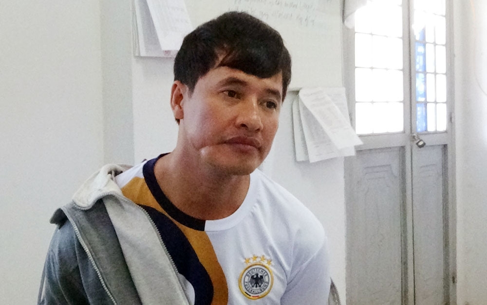 bat khan cap doi tuong chem lia ngon tay thanh tra giao thong