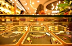 gia vang hom nay 312 giam tiep 120000 dongluong vang sap chim xuong day