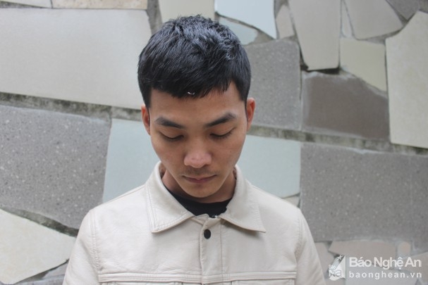 thieu tien tieu den nha nguoi yeu cu khoang sach ti vi dien thoai