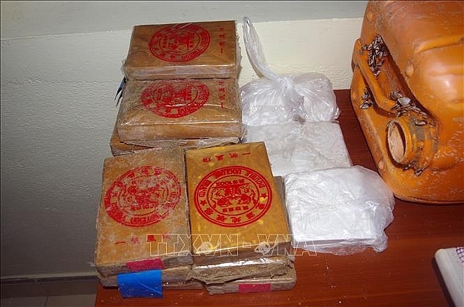 bo cong an vao cuoc vu so ma tuy khung co chu trung quoc troi dat vao bo bien