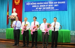 nguyen giam doc so tung bi ky luat duoc bau giu chuc pho chu tich ubnd tinh hai duong
