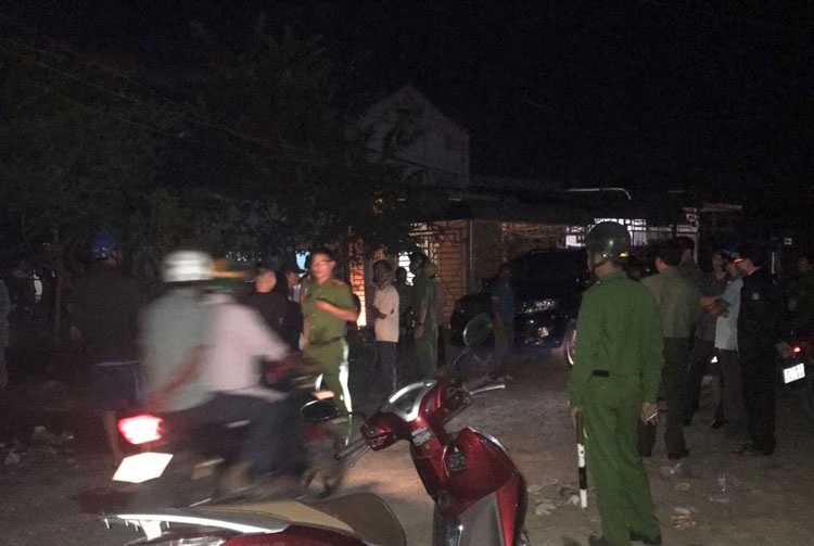 lam dong 4 nguoi trong gia dinh tu vong trong ngoi nha bi chay