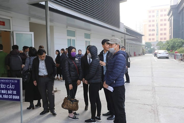 hung thu sat hai ca nha em trai o dan phuong bat khoc tai toa