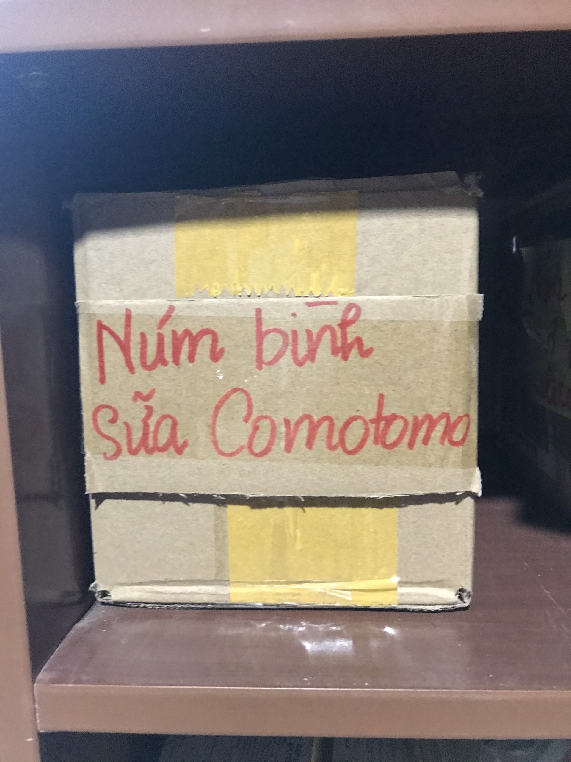 bac ninh phat hien hang chuc tan thiet bi y te binh sua tre em bao cao su gia