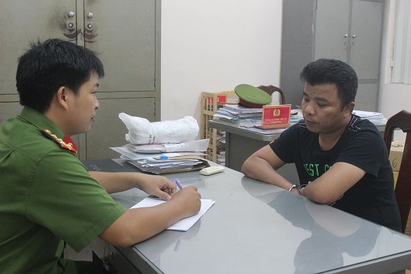 nguyen nhan chinh thuc vu nhom tin dung den xong vao benh vien khong che giam doc de doi no