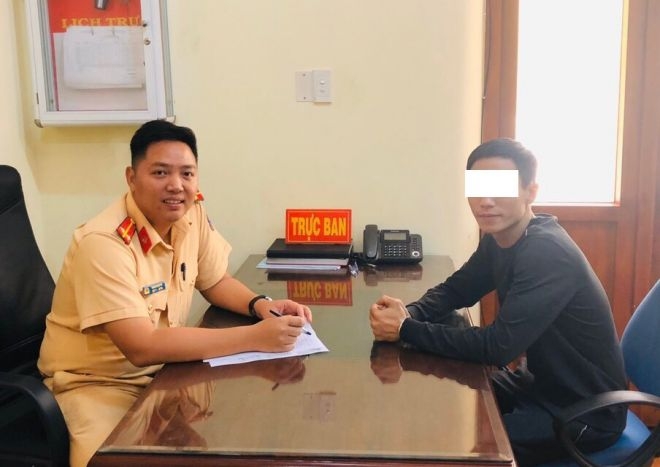 xu phat phuot thu khoe chien tich xuyen viet het 19 tieng