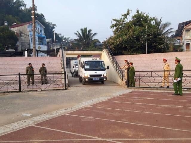 bo nu sinh cao my duyen muon cac doi tuong sat hai con gai phai chiu an thich dang