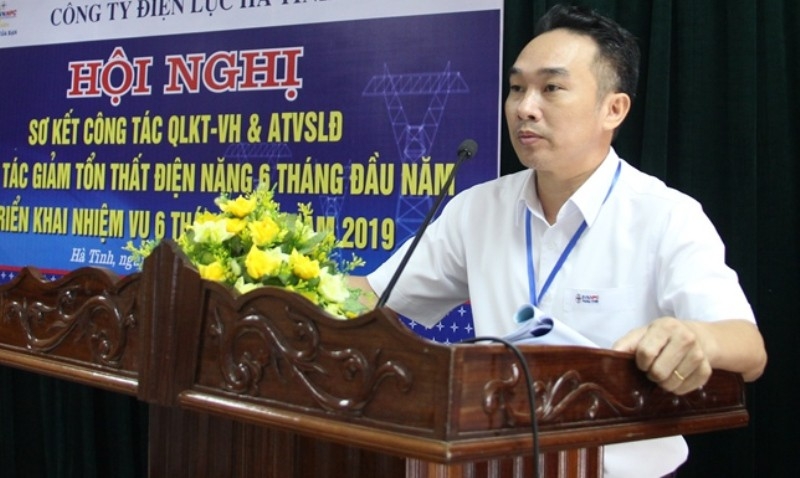 vu 4 cong nhan vien thong bi dien giat khoi to pho giam doc cong ty dien luc ha tinh