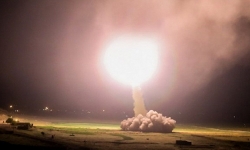 my ap dat trung phat voi to chuc nang luong nguyen tu iran