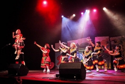 svren mang van hoa viet nam toi phap