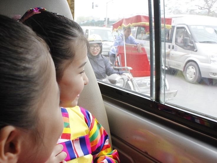 nhung nguoi ban trieu tien dau tien den viet nam sau chuyen tham cua chu tich kim jong un