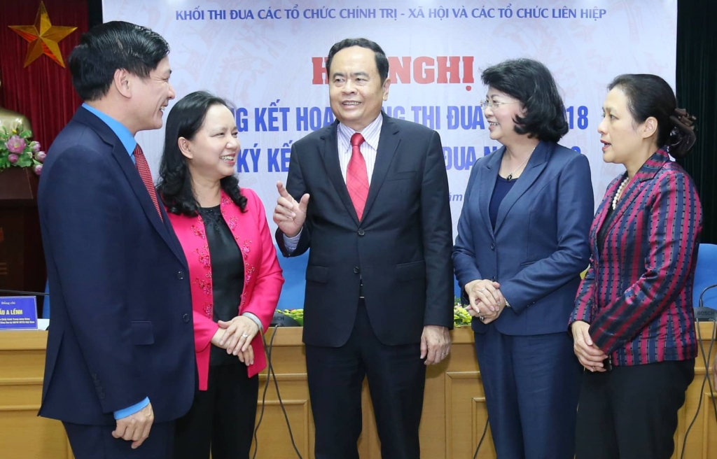 cac to chuc chinh tri xa hoi va cac to chuc lien hiep ky ket giao uoc thi dua nam 2019