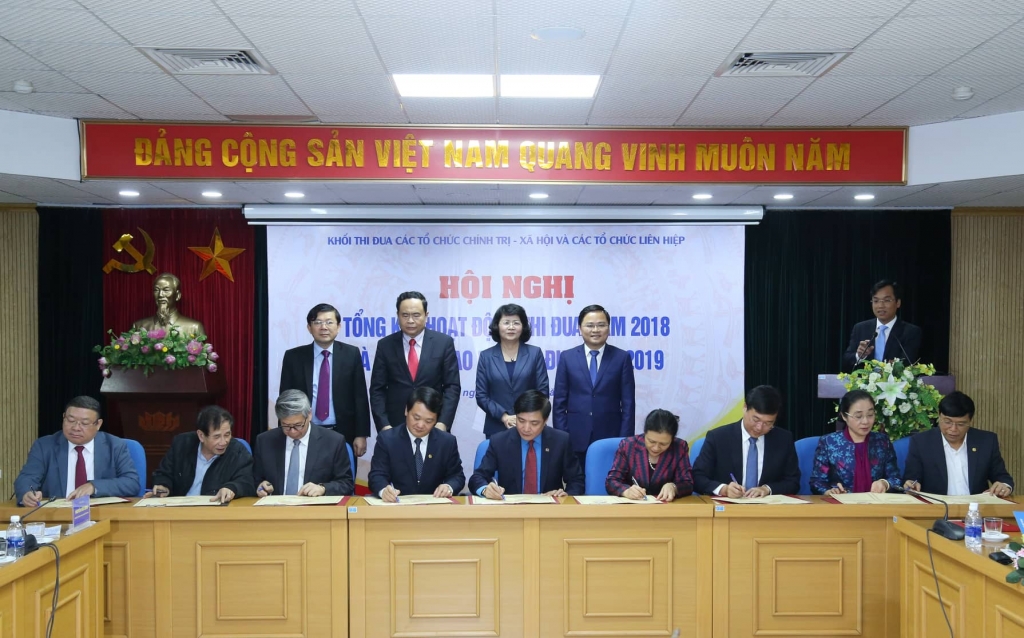 cac to chuc chinh tri xa hoi va cac to chuc lien hiep ky ket giao uoc thi dua nam 2019