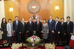 trung quoc trieu tien mo them cau xuyen bien gioi