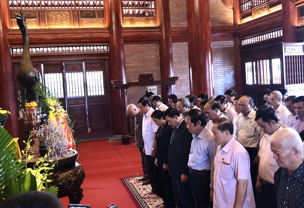 Hội hữu nghị Việt - Lào tri ân những liệt sỹ thanh niên xung phong Đại đội 915