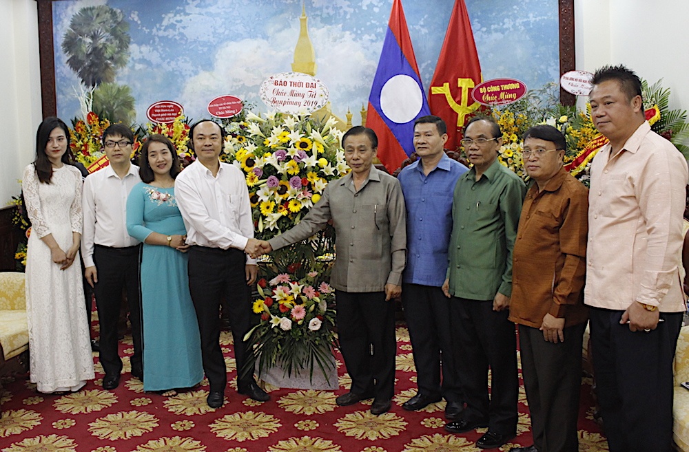 mong muon dai su quan lao chung tay phat trien bao thoi dai dien tu tieng lao