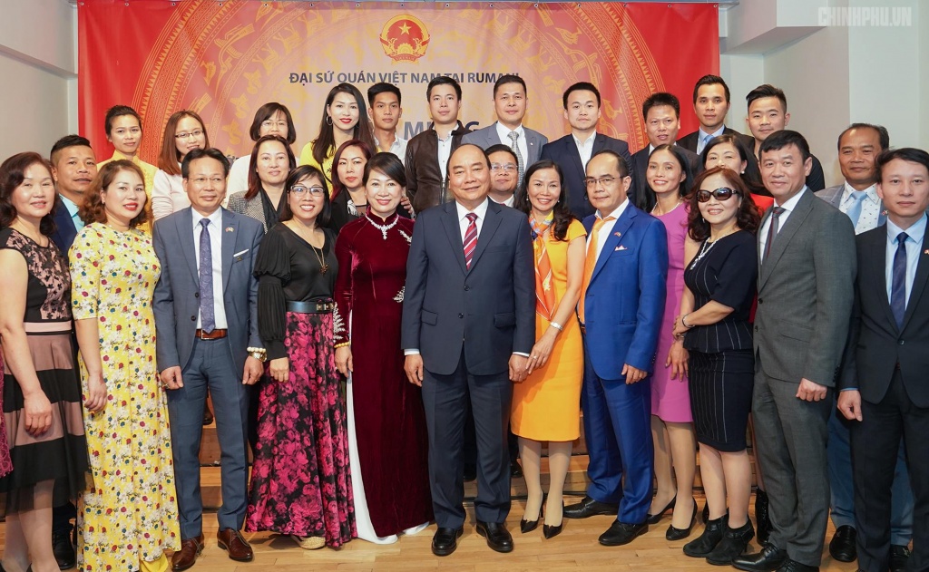 xem xet pho bien cam nang cho nguoi viet moi sang romania
