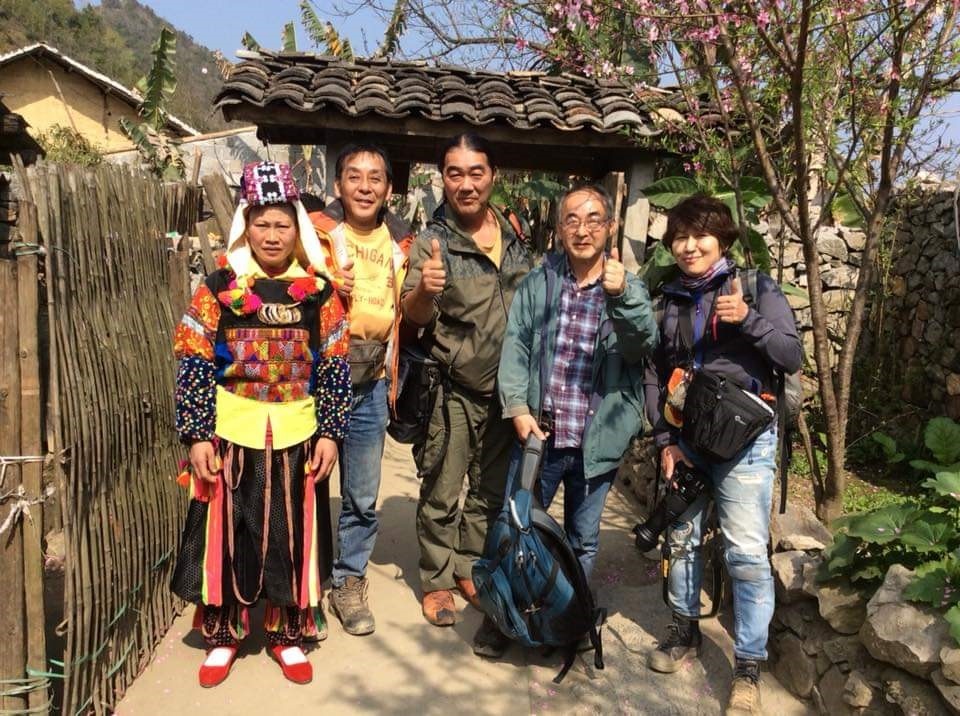 yasushi ogura nguoi nhat me dan toc lo lo chai ha giang