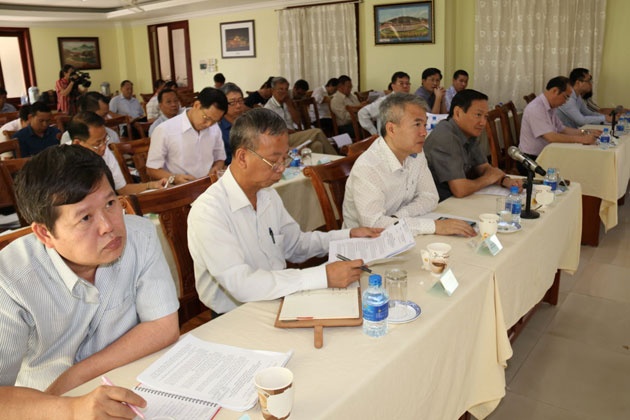 lan dau tien trien khai viec pho bien nghi dinh so 102 tai lao