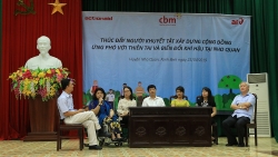 sinh vien han quoc cung to chuc kfhi cai tao truong tieu hoc tai ninh binh