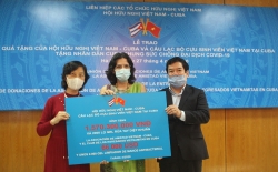 hoi huu nghi viet nam cuba va clb cuu sinh vien vn tai cuba trao hon 15 ty dong giup nhan dan cuba chong covid 19