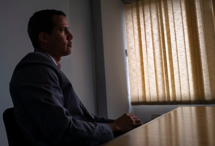 juan guaido thua nhan sai lam khi danh gia qua cao su ung ho cua quan doi