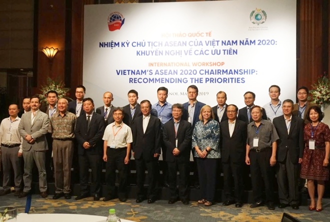hon 50 chuyen gia khuyen nghi ve uu tien khi viet nam lam chu tich asean 2020
