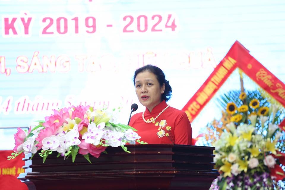 Phó Bí thư Tỉnh ủy Nghệ An Nguyễn Văn Thông tái đắc cử Chủ tịch Liên hiệp tỉnh khóa V pho bi thu tinh uy nghe an nguyen van thong tai dac cu chu tich lien hiep tinh khoa v