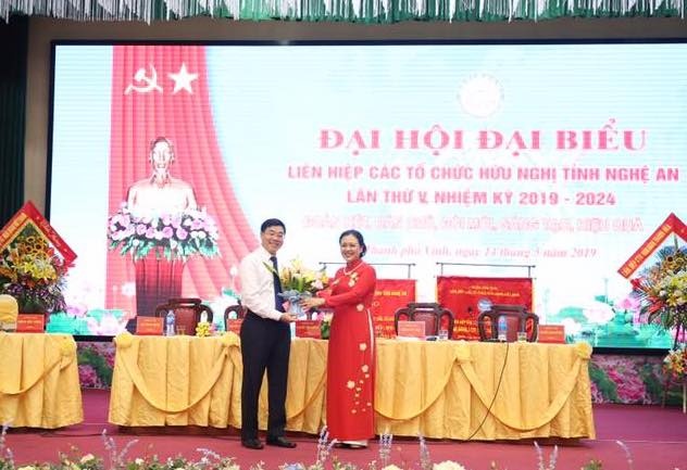 Phó Bí thư Tỉnh ủy Nghệ An Nguyễn Văn Thông tái đắc cử Chủ tịch Liên hiệp tỉnh khóa V pho bi thu tinh uy nghe an nguyen van thong tai dac cu chu tich lien hiep tinh khoa v